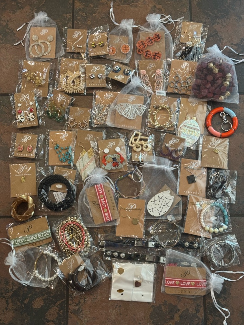 50 pc HUGE plunder jewelry bundle